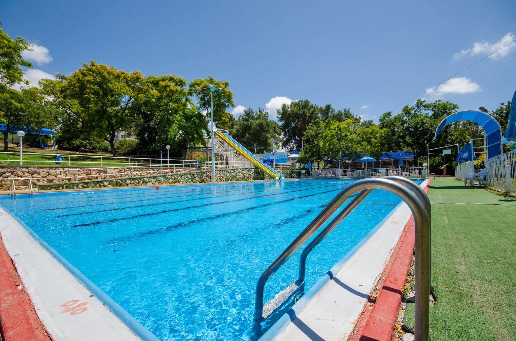 Travel Hotel Gesher Haziv Kültér fotó